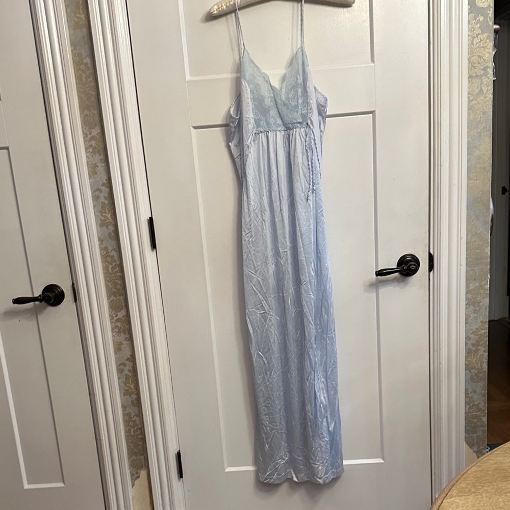 Vintage Elegant Light Blue night gown
